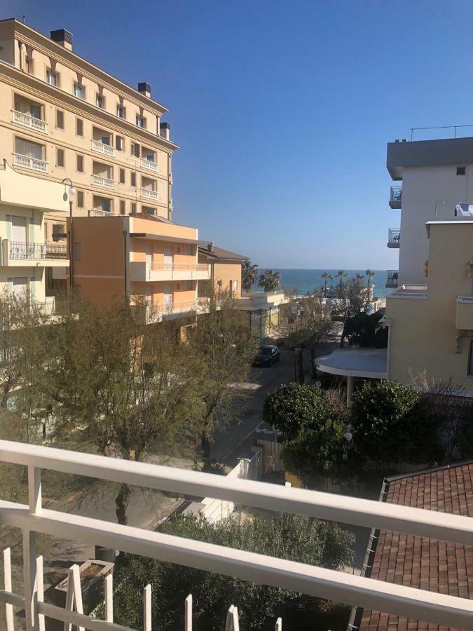 Pensione Elena Misano Adriatico Exterior photo